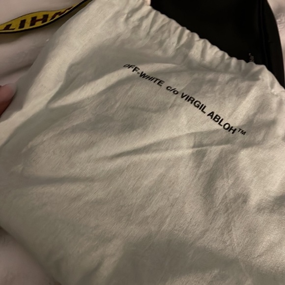 Off White logo nylon cross body - Picture 5 of 8